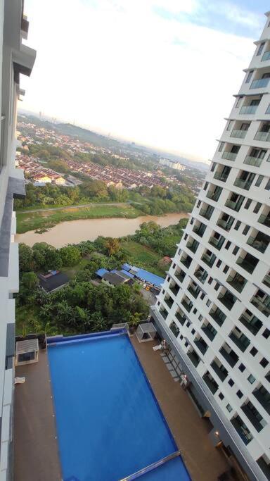 Hidayah Homestay Near Ukm And Ktm Station With High Speed Wifi - Pool & River View Bangi Exteriér fotografie