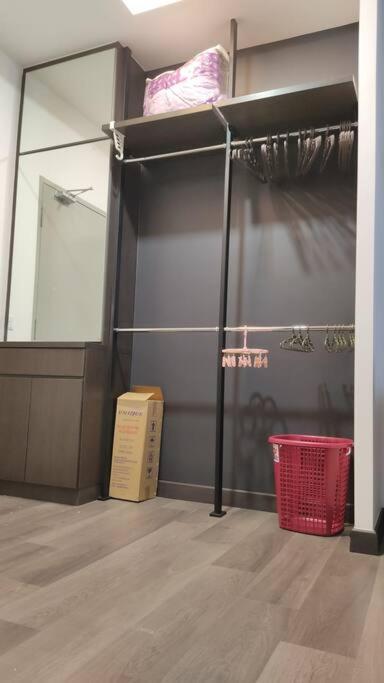 Hidayah Homestay Near Ukm And Ktm Station With High Speed Wifi - Pool & River View Bangi Exteriér fotografie