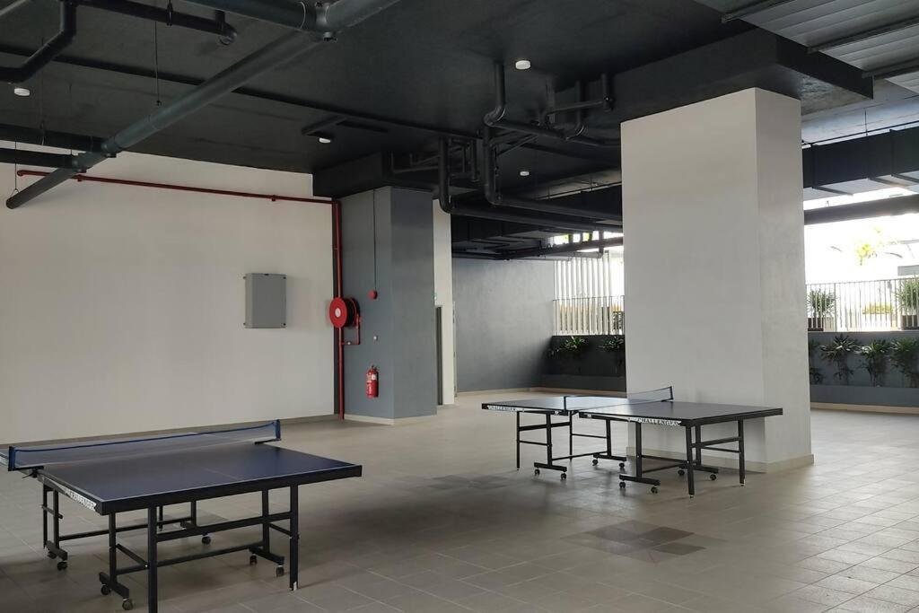 Hidayah Homestay Near Ukm And Ktm Station With High Speed Wifi - Pool & River View Bangi Exteriér fotografie