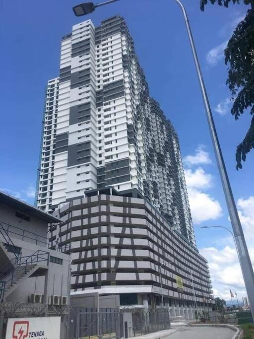 Hidayah Homestay Near Ukm And Ktm Station With High Speed Wifi - Pool & River View Bangi Exteriér fotografie